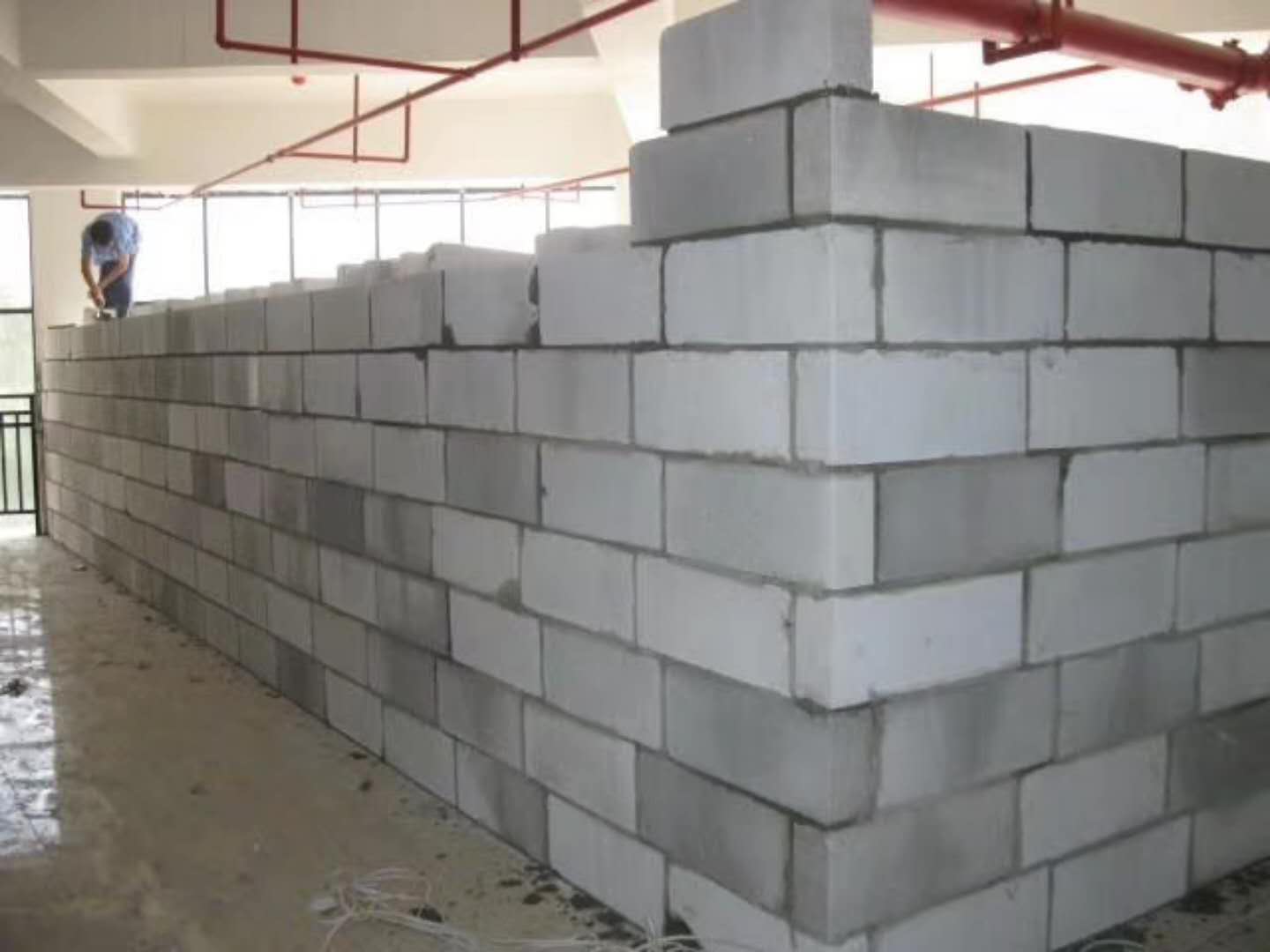 十堰蒸压加气混凝土砌块承重墙静力和抗震性能的研究